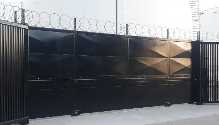 Sliding Gates – TT300 – Crash Rated