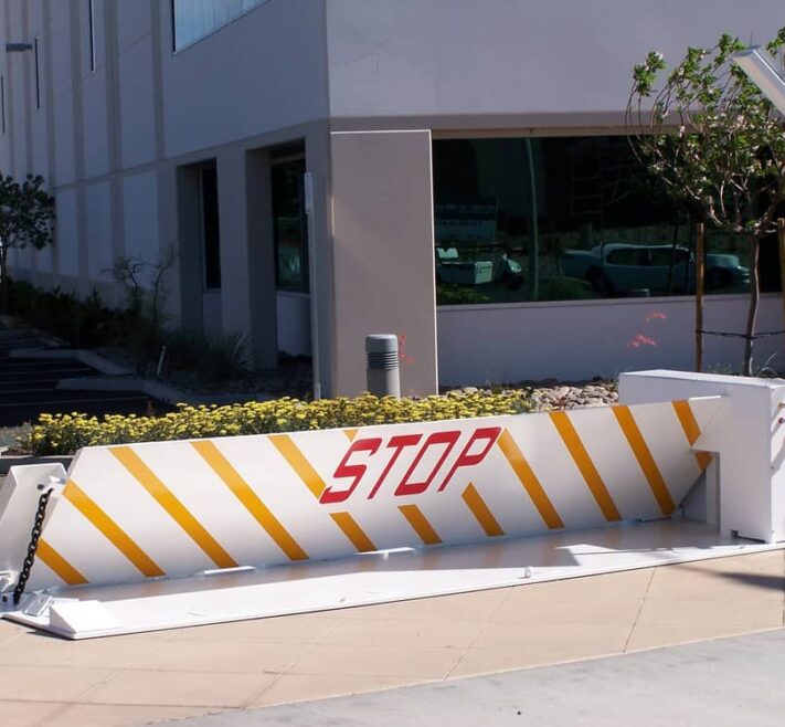 DSC1000 Portable Barrier | Delta Scientific Corporation