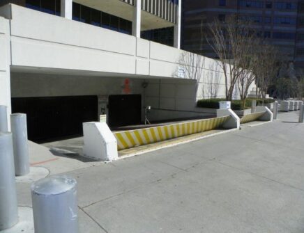 TW4030 and TW2015 Parking Lot Barricades in Los Angeles | Delta Scientific Corporation