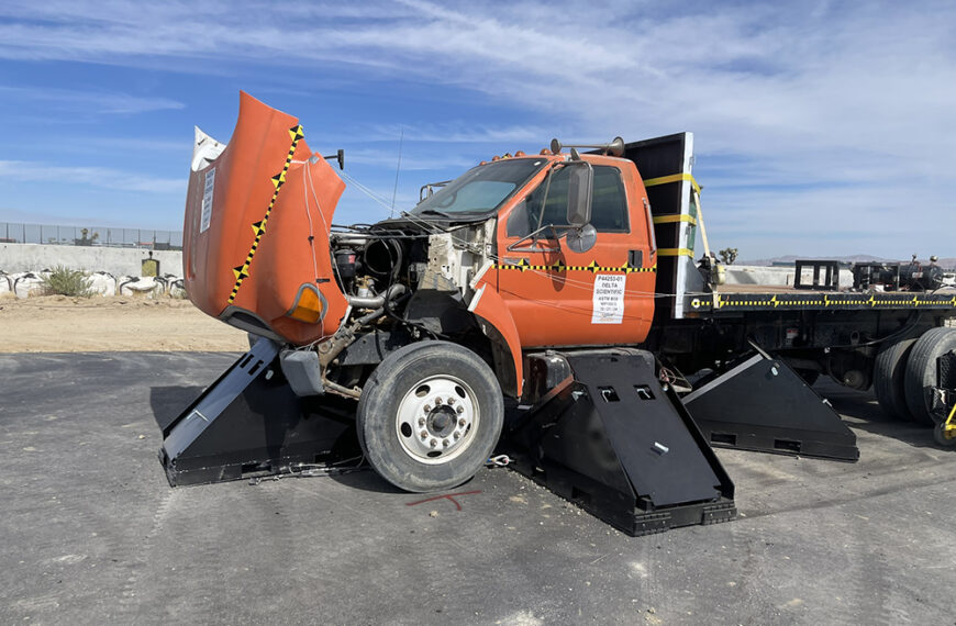 MP100 Portable Barrier